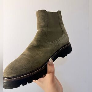 Caslon Men's /Women Green Suede Chelsea Boots